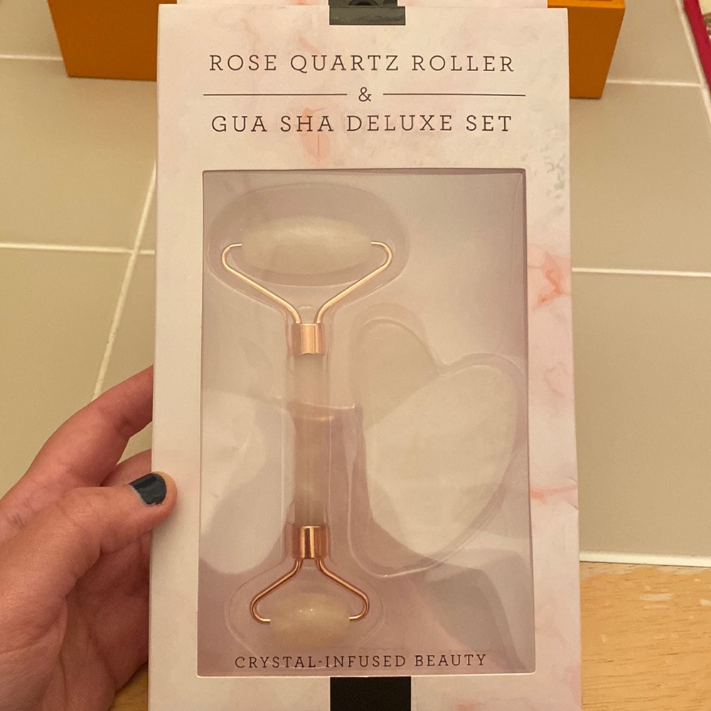 Brand New Rose Quartz Roller & Gua Sha Deluxe Set